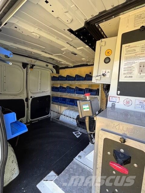 Renault Trafic Autoplošiny