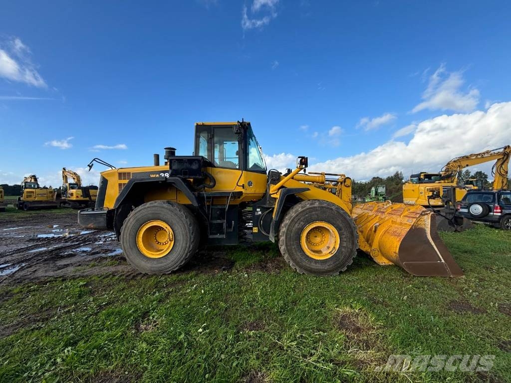 Komatsu WA380-6 Wielladers