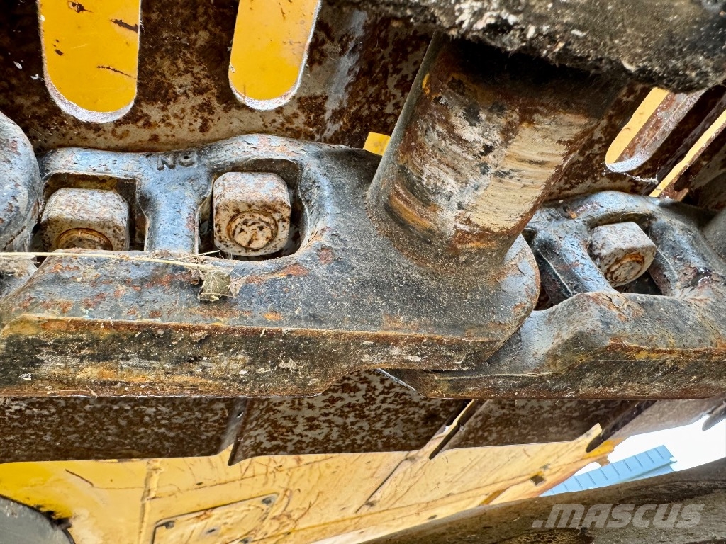 Komatsu PC 210 LC-10 Εκσκαφείς με ερπύστριες