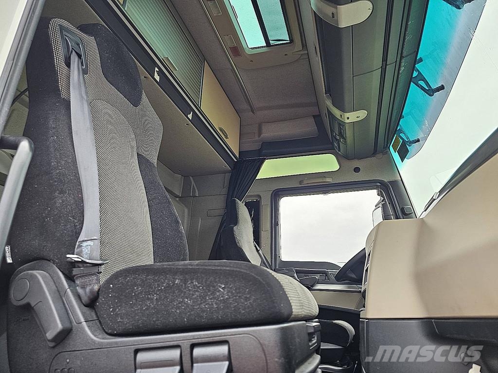 MAN 18.470 TGX Tractor Units