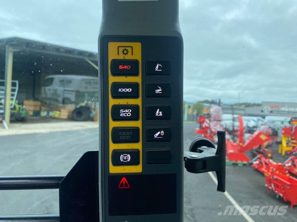 CLAAS ARION 420 트랙터