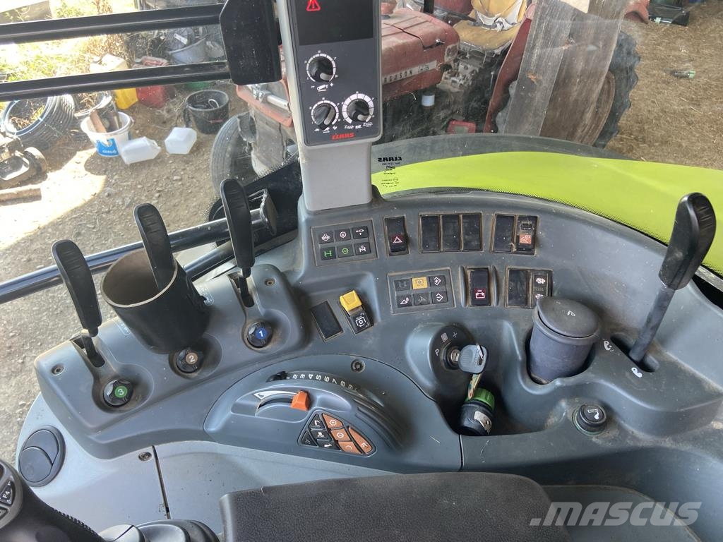 CLAAS ARION 420 Traktorji