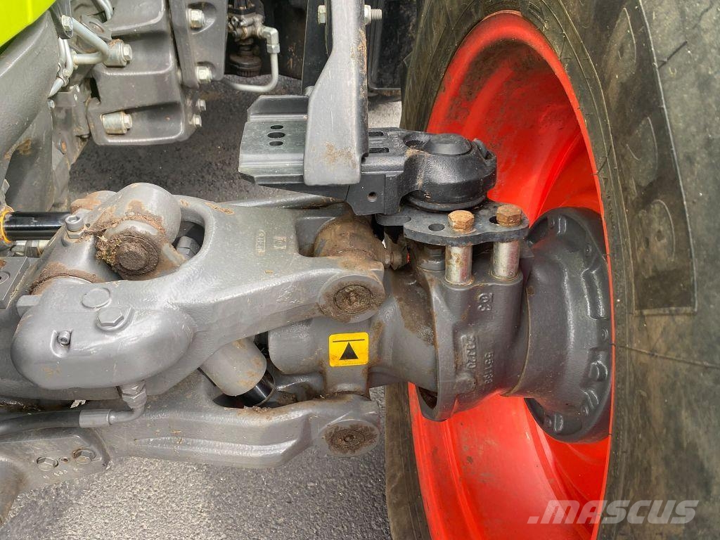 CLAAS ARION 420 트랙터