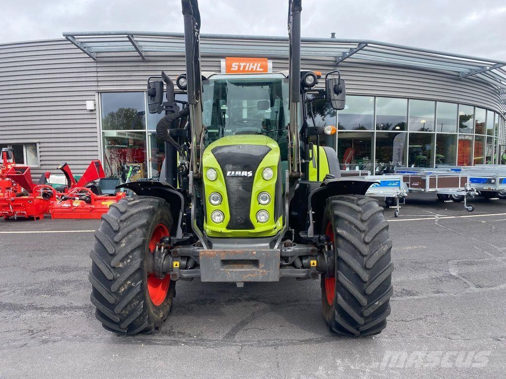 CLAAS ARION 420 Tractoren