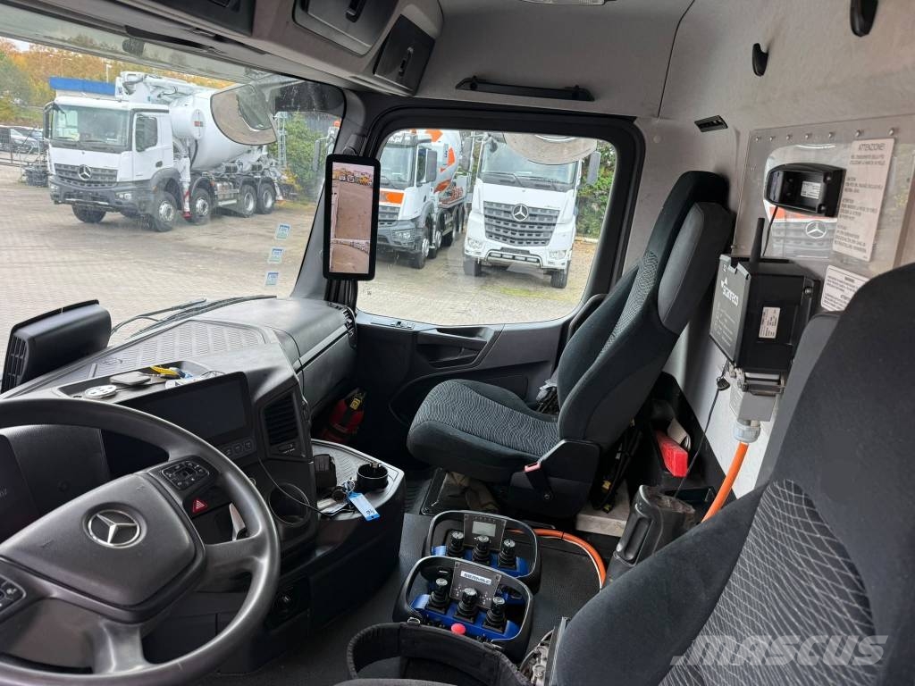 Mercedes-Benz Arocs 4151 Sermac 42 m 5Z42 Camión hormigonera