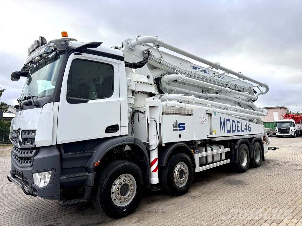 Mercedes-Benz Arocs 4151 Sermac 42 m 5Z42 Camión hormigonera