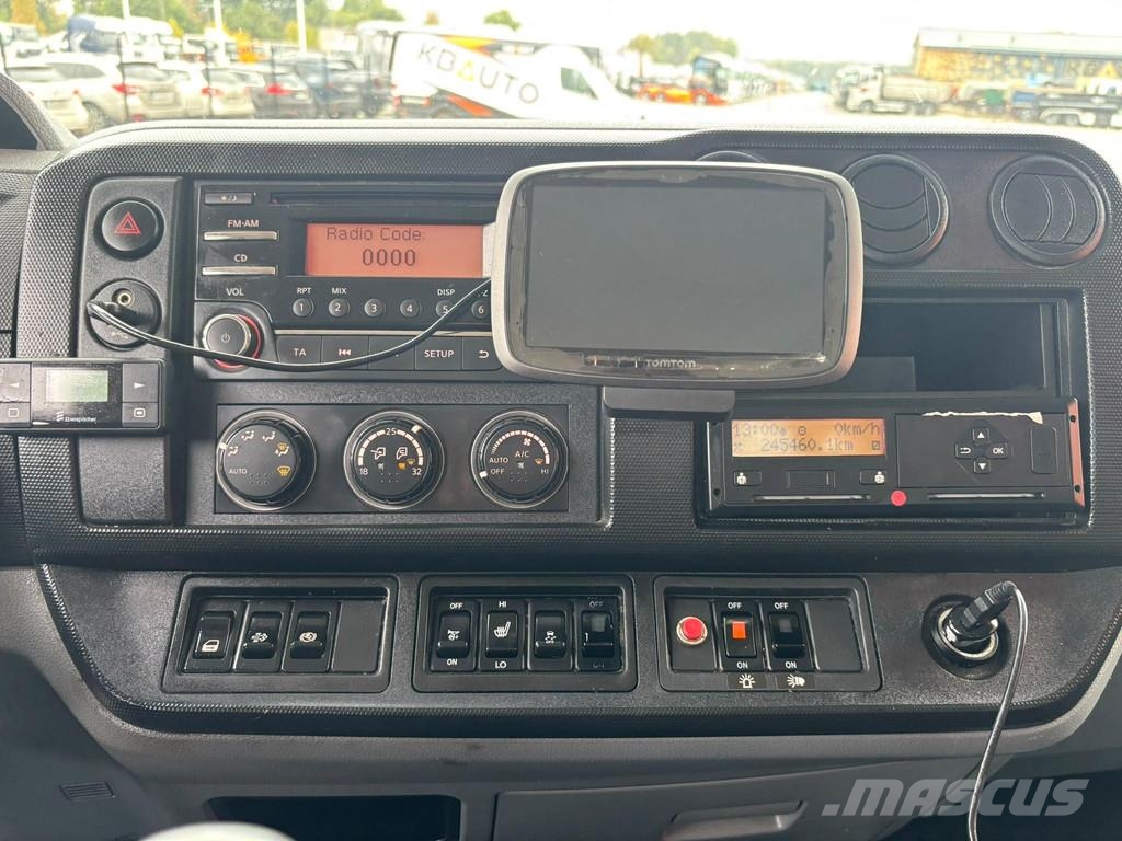 Renault D 7.5 4x2 ISOLI TRANSPORTER 2 / PLATFORM L=5520 mm Evakuatori