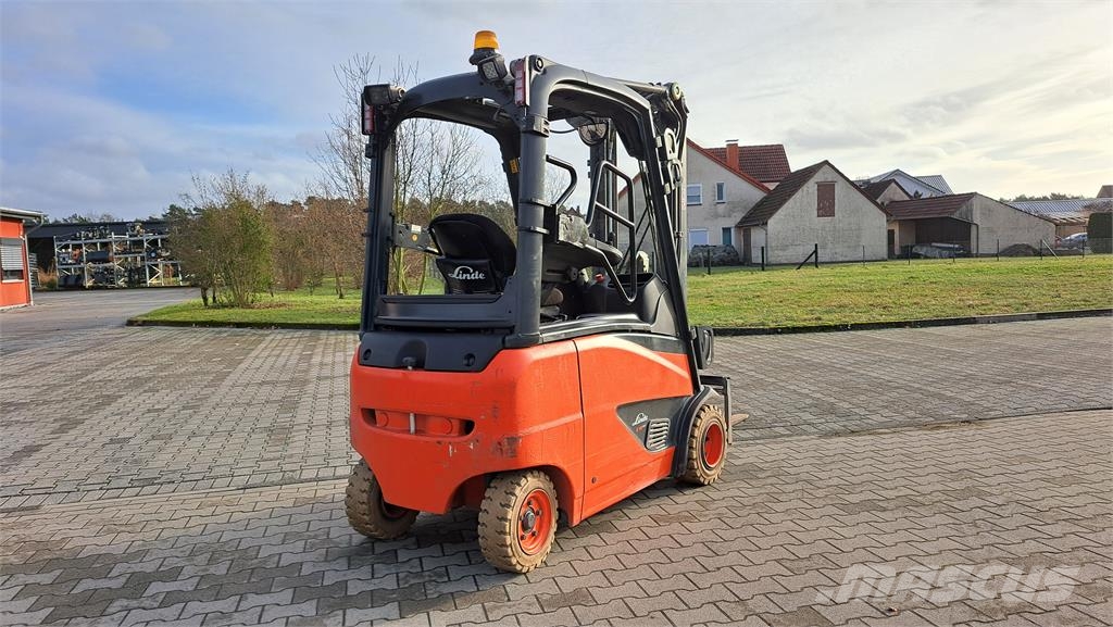 Linde E18PH-02 電動堆高機