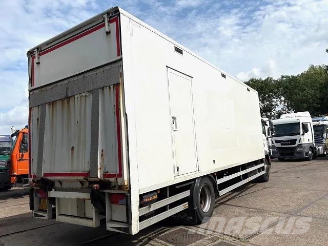 MAN TGM 18.250 BL WITH PLYWOOD CLOSED BOX AND LOADING Skříňová nástavba