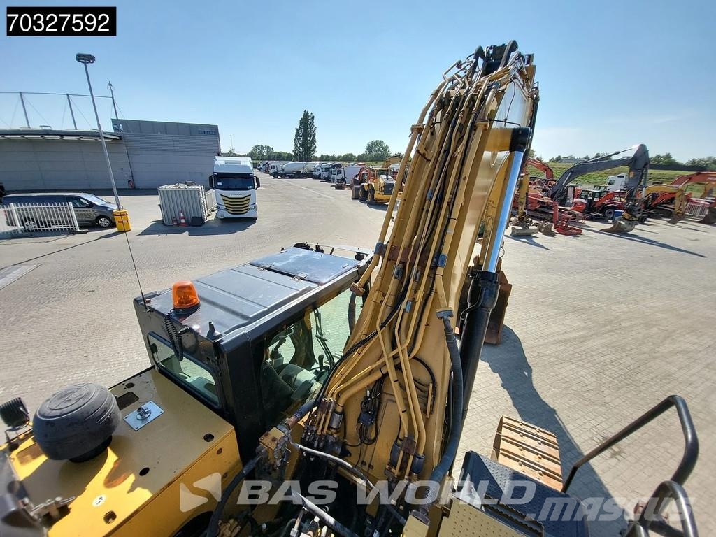 CAT 336 EL حفارات زحافة