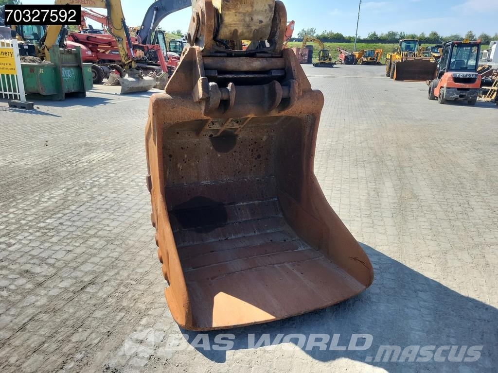 CAT 336 EL حفارات زحافة