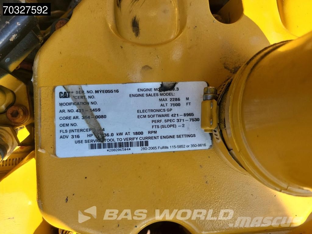 CAT 336 EL حفارات زحافة