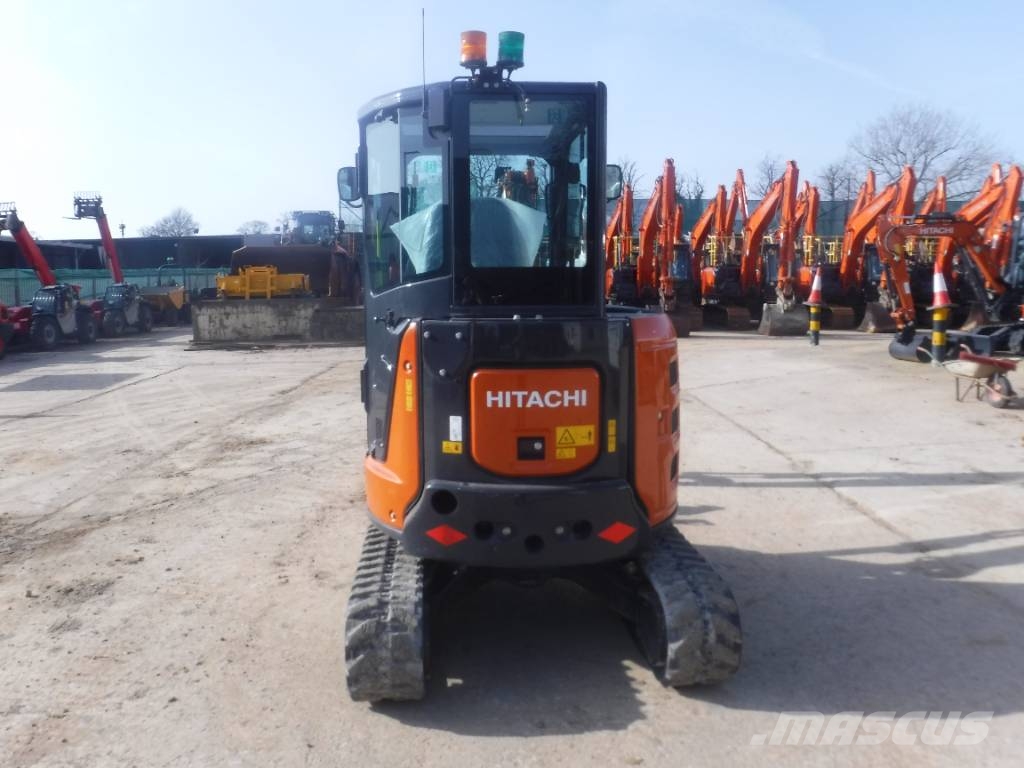Hitachi ZX 33 U-6, 2023, Luton, Bedfordshire, United Kingdom