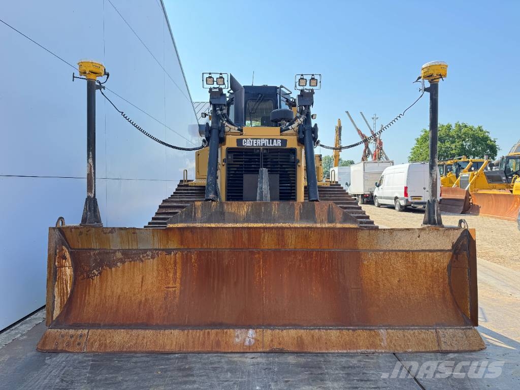 CAT D6T LGP - TRIMBLE GPS SYSTEM / Auto Greasing Pásové dozéry