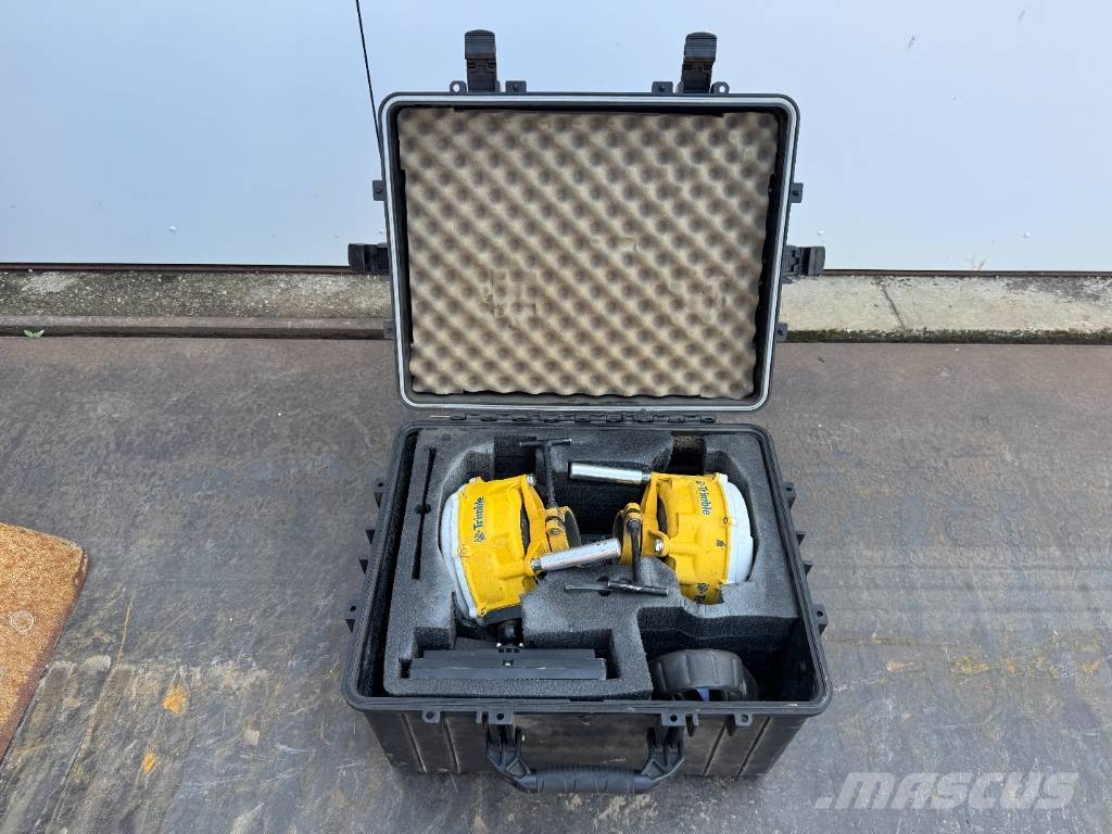 CAT D6T LGP - TRIMBLE GPS SYSTEM / Auto Greasing Pásové dozéry
