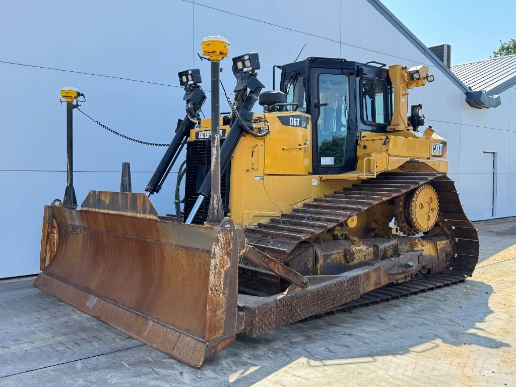CAT D6T LGP - TRIMBLE GPS SYSTEM / Auto Greasing Pásové dozéry