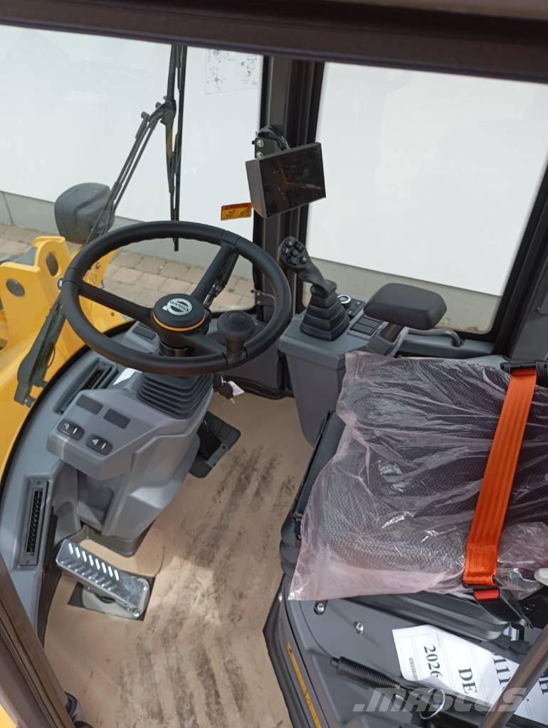 Volvo L30H Pale gommate