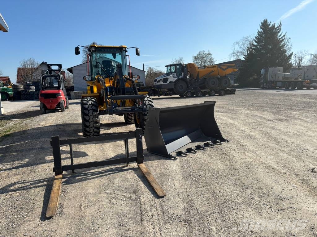 Volvo L30H Pale gommate