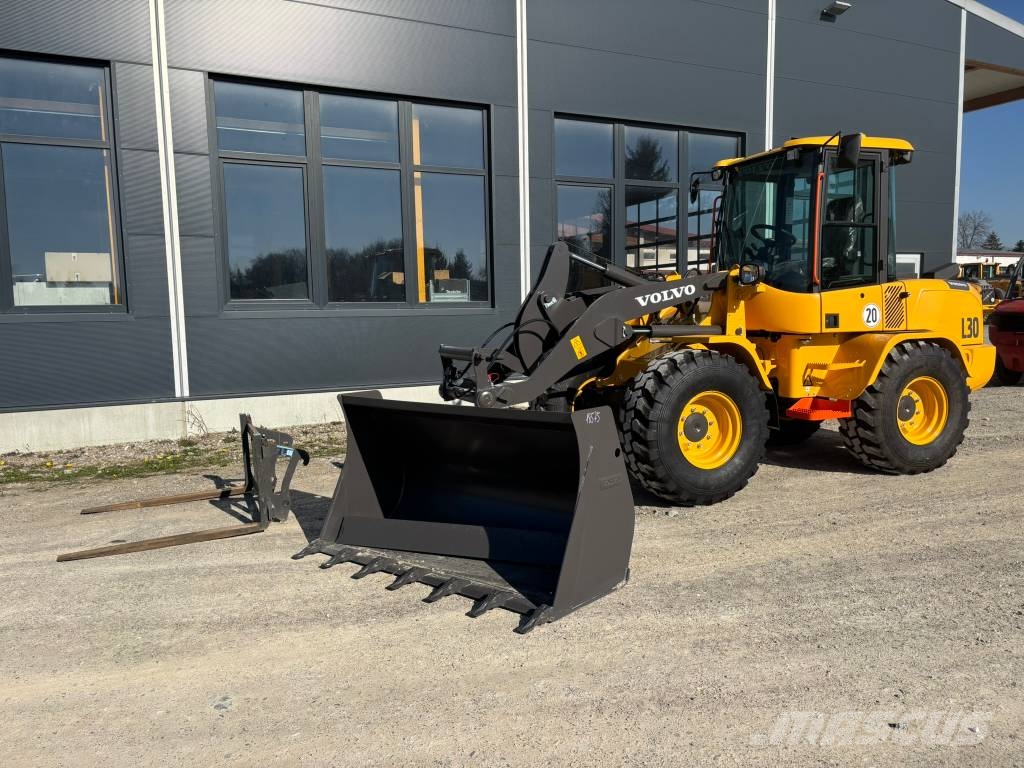 Volvo L30H Pale gommate