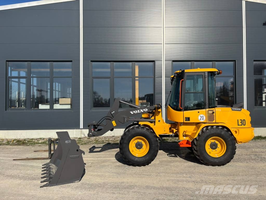 Volvo L30H Pale gommate