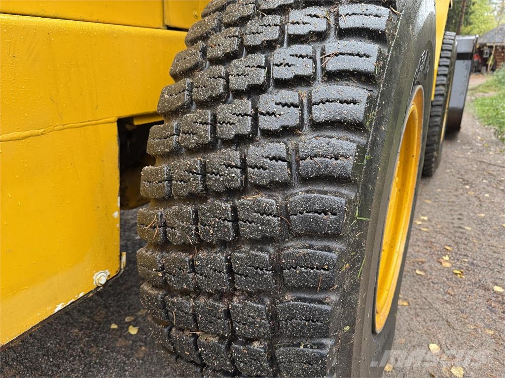 Volvo BM L70 1990 轮式装载机