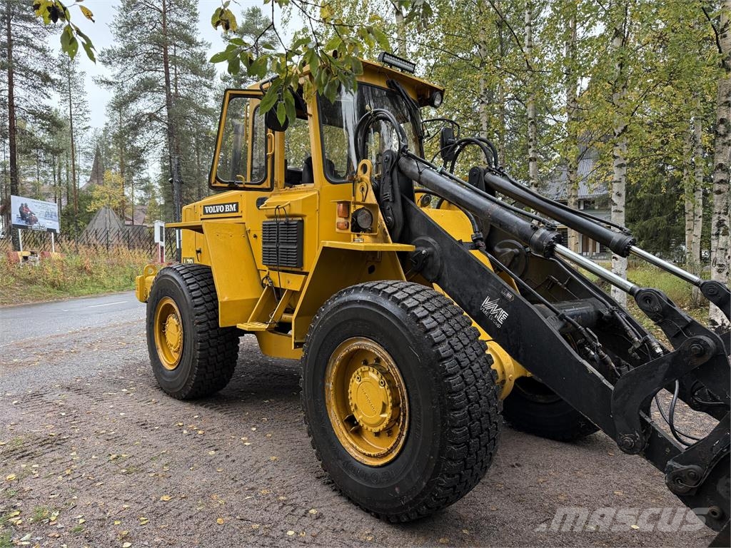 Volvo BM L70 1990 轮式装载机