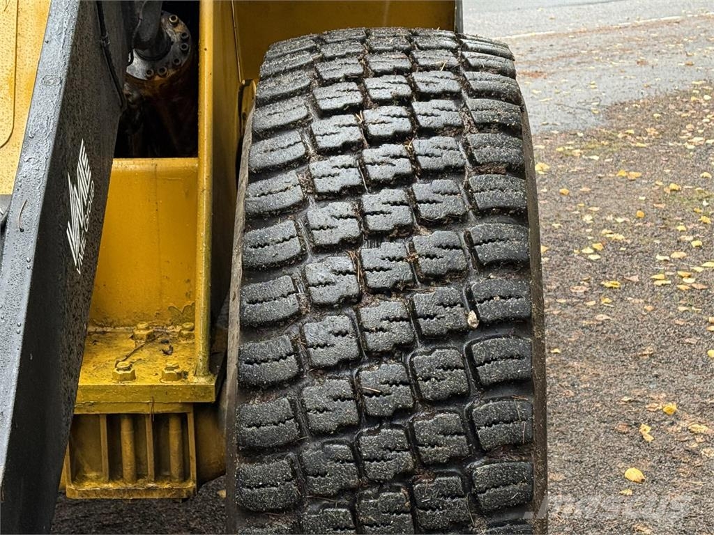 Volvo BM L70 1990 轮式装载机