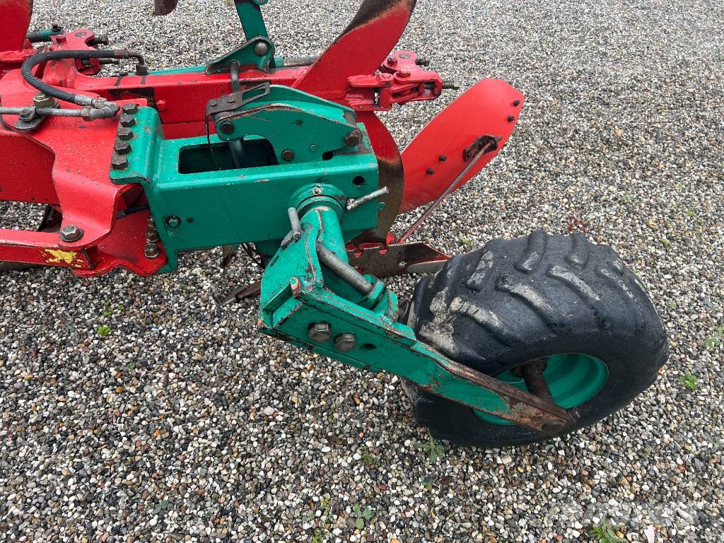 Kverneland EG 5 Furet Hydr.Stenudløser Dvojstranné pluhy