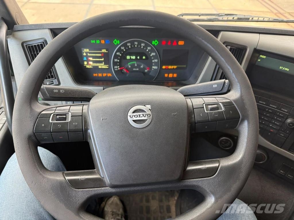 Volvo FM 330 6X2 EURO 6 13/OLYMPUS 21W شاحنات المخلفات