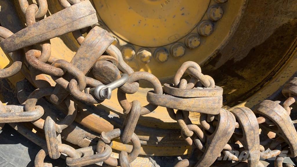CAT CHAINS/ŁAŃCUCHY NA KOŁA(,VOLVO,KOMATSU,HITACHI) Esteiras, correntes e material rodante