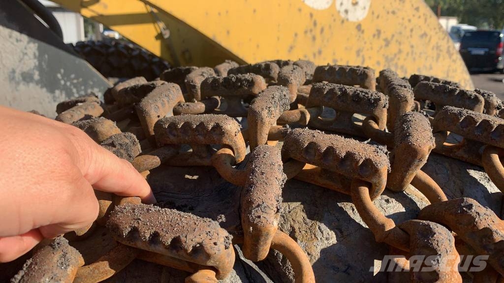 CAT CHAINS/ŁAŃCUCHY NA KOŁA(,VOLVO,KOMATSU,HITACHI) Esteiras, correntes e material rodante