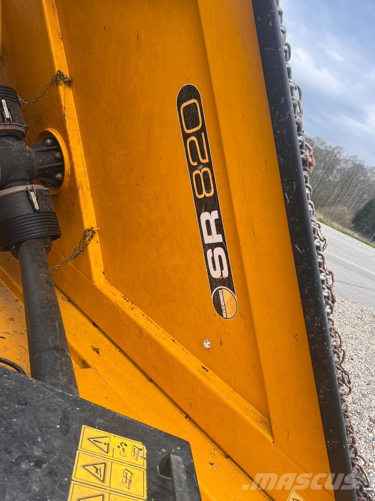 McConnel SR620 جزازات وأغطية المراعي