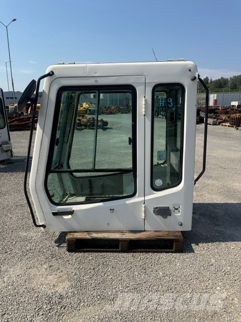 Liebherr USED CAB SERIE B Cabine en interieur