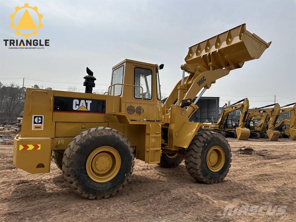 CAT 966 C Kolesni nakladalci