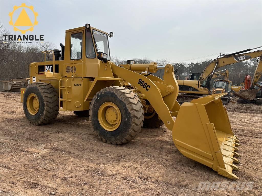 CAT 966 C Kolesni nakladalci