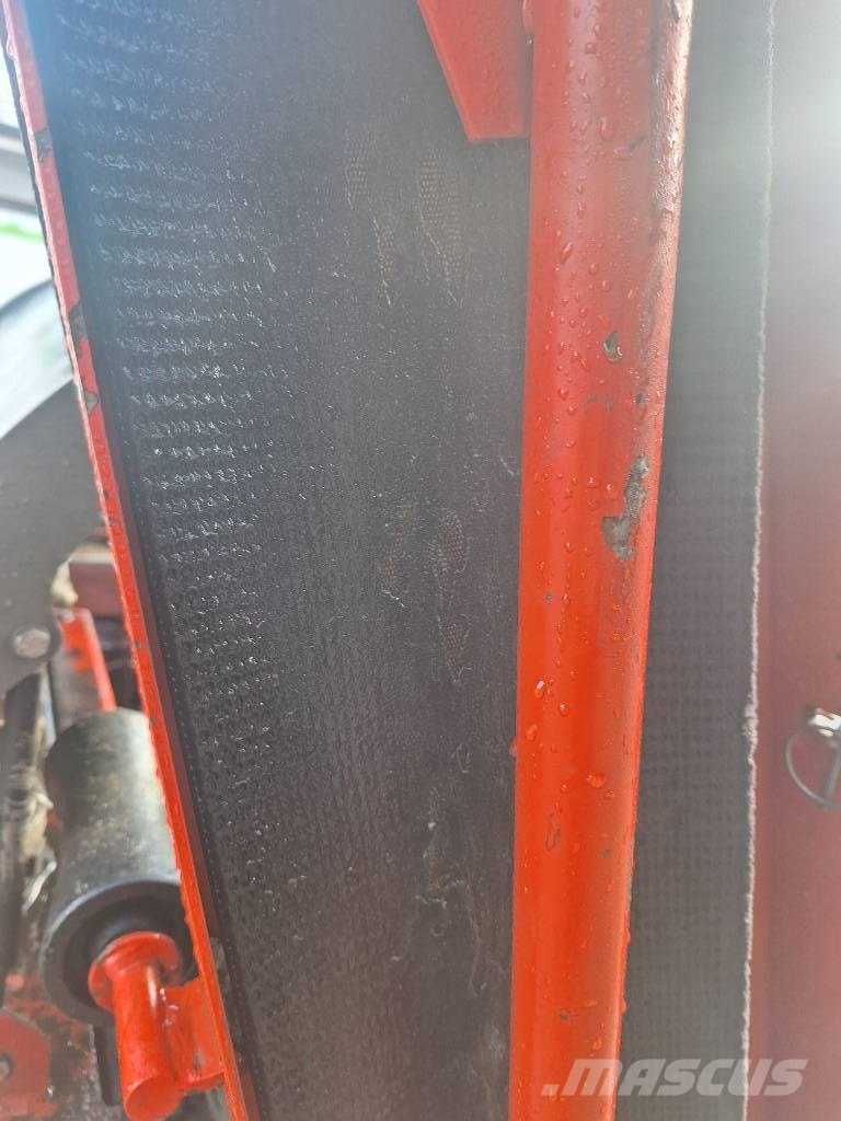 Hakki Pilke Falcon puunnostimella Partidoras, cortadoras y trituradoras de madera