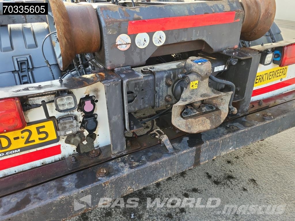Scania P420 8X2 NL-truck APK VDL S-30-6600 containersyste Hook lift trucks