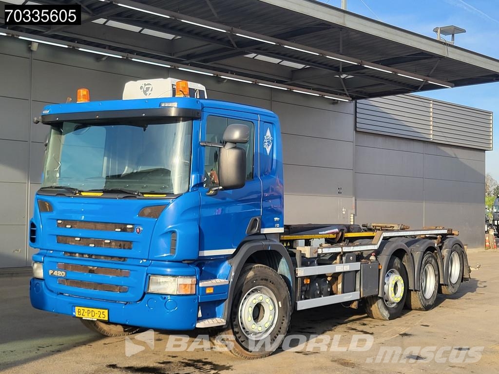 Scania P420 8X2 NL-truck APK VDL S-30-6600 containersyste Hook lift trucks