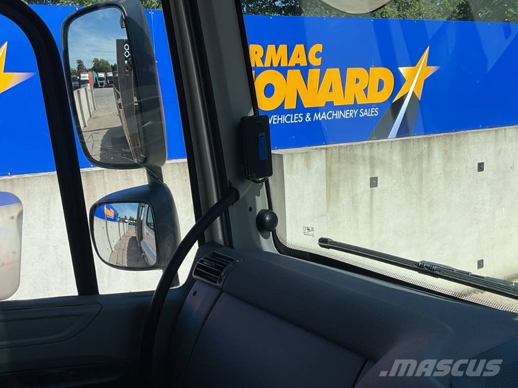 DAF CF 410 Autocarro pianale / argano