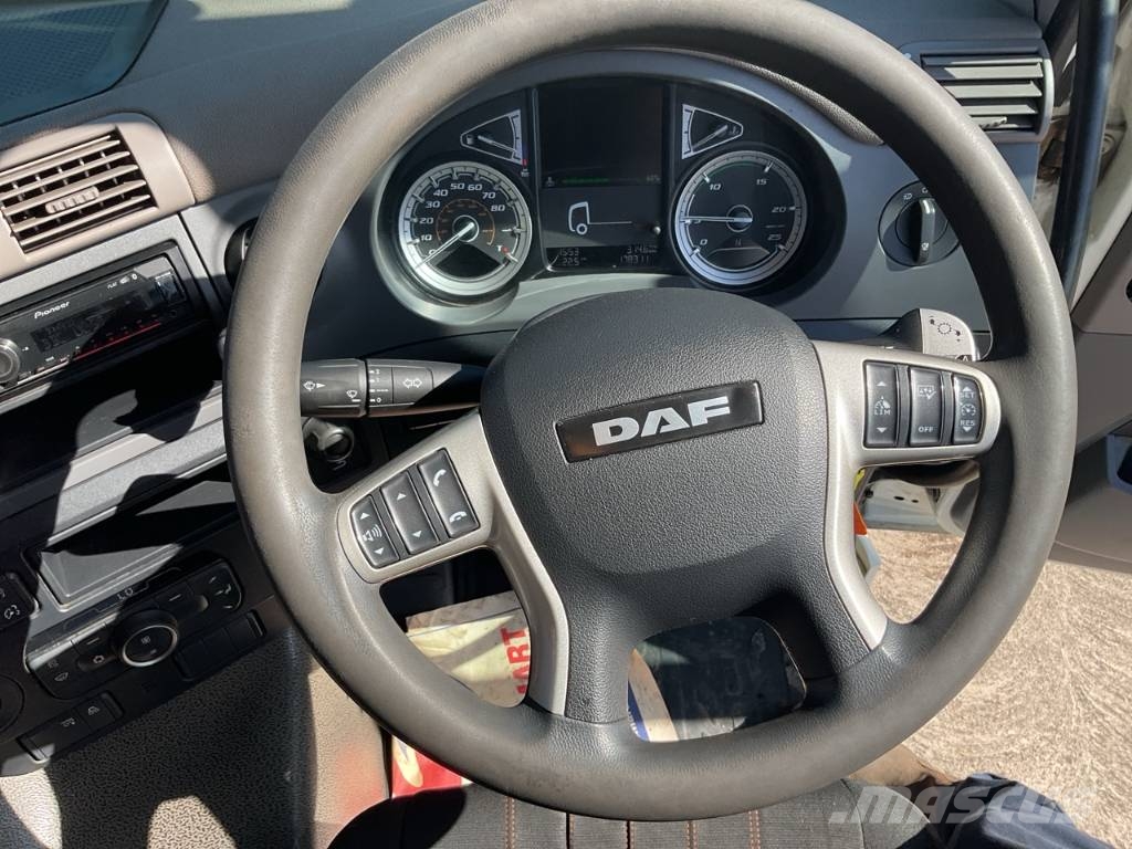 DAF CF 410 Autocarro pianale / argano