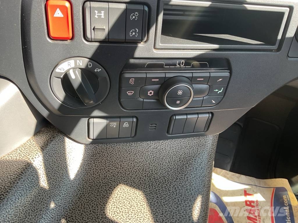 DAF CF 410 Autocarro pianale / argano