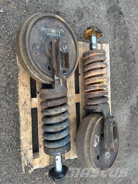 Komatsu PC 240 LC-6 USED IDLER Gusenice za građevinarstvo