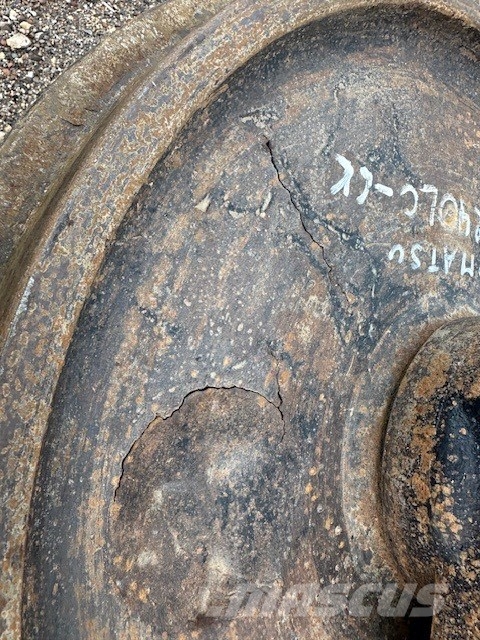 Komatsu PC 240 LC-6 USED IDLER Gusenice za građevinarstvo