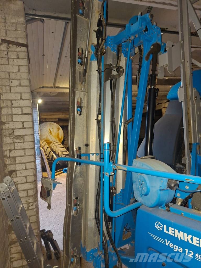 Lemken Vega 12/4000 Opryskiwacze zaczepiane