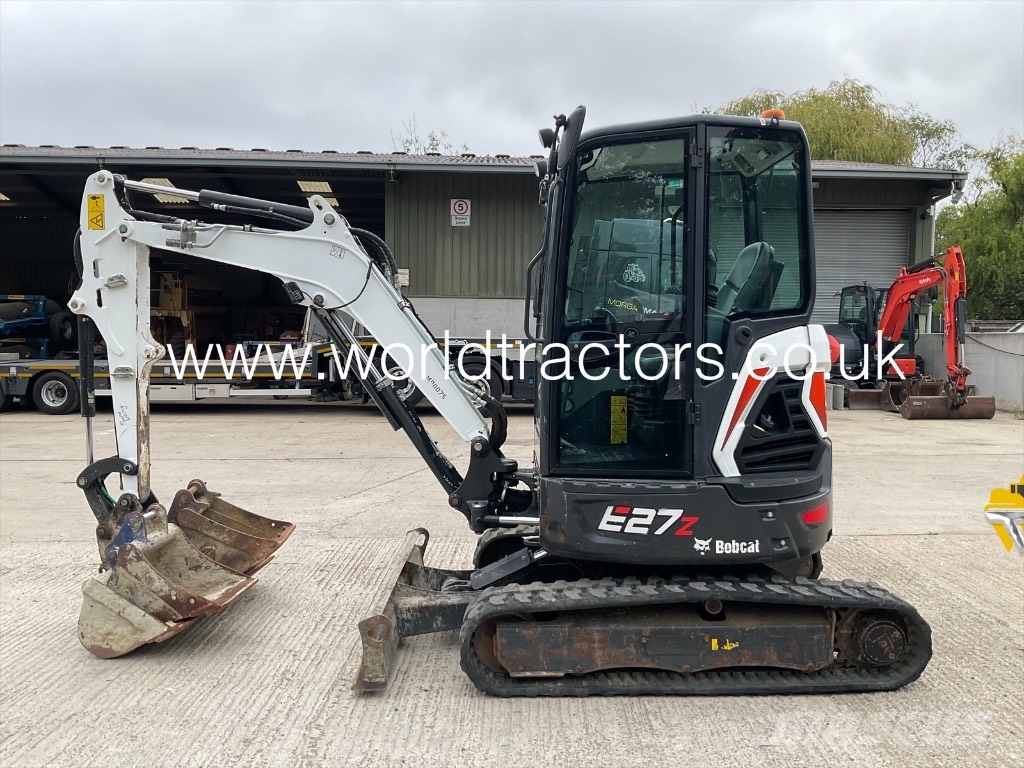Bobcat E 27z Minigrävare < 7t