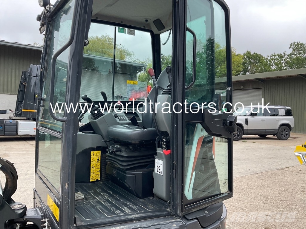 Bobcat E 27z Minigrävare < 7t