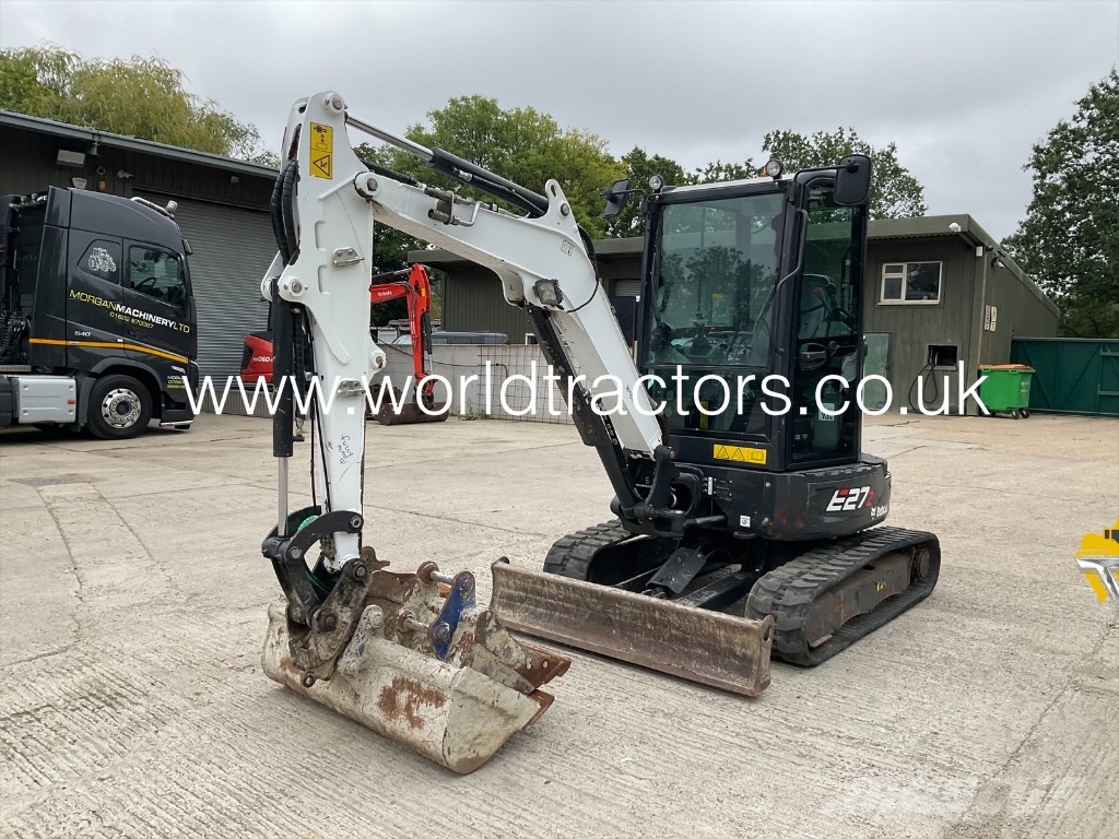 Bobcat E 27z Minigrävare < 7t