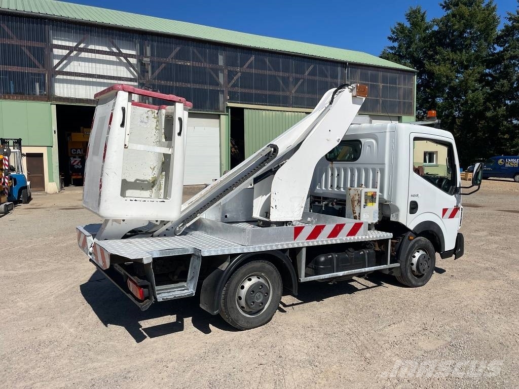 France Elevateur Topy 11 Platforme aeriene montate pe camion