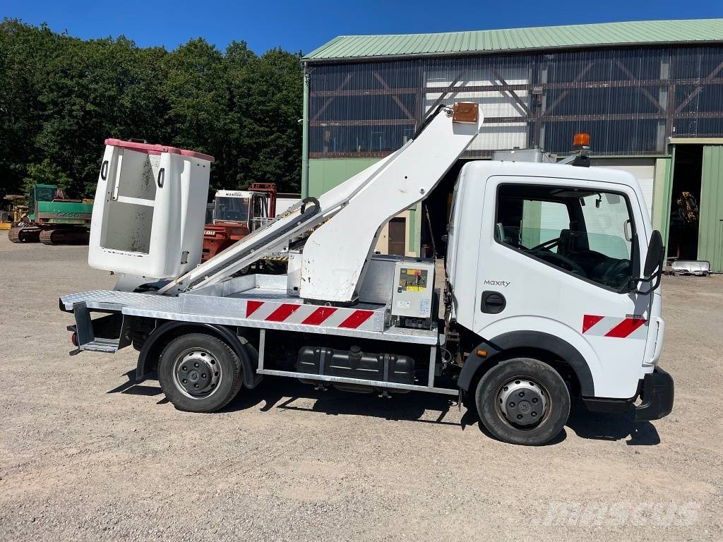France Elevateur Topy 11 Platforme aeriene montate pe camion
