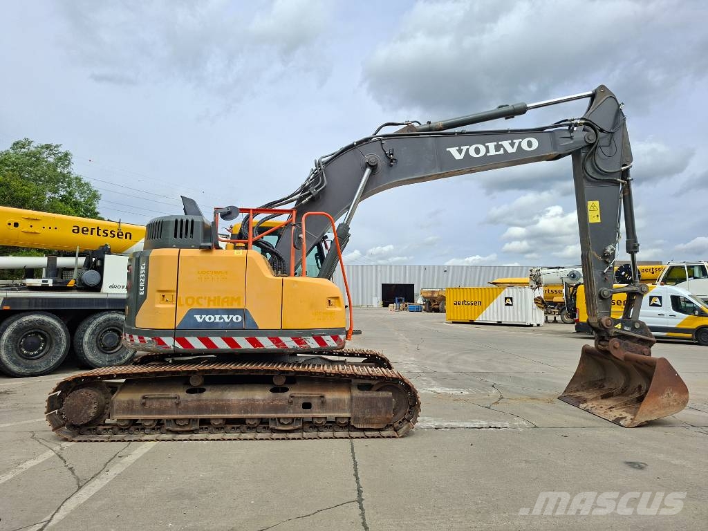 Volvo ECR235EL (+3 Buckets) Rupsgraafmachines